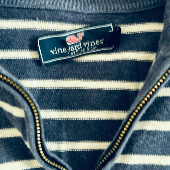 VINEYARD VINES boys size large 1/4 zip sweater - Picture 6 of 7